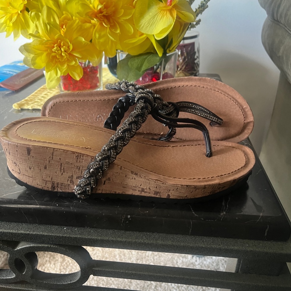 Size 9 wedge sandal